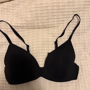 Victoria's Secret Wireless Black Bra